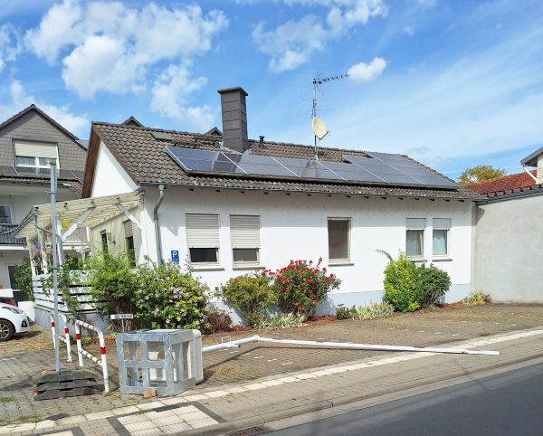 Höhenbegrenzer Schulstraße umgefahren